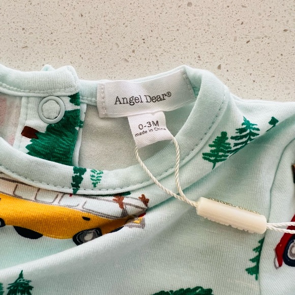 Angel Dear Christmas Trees on Cars Bamboo Gown Size 0-3 Months NWT - Picture 11 of 11